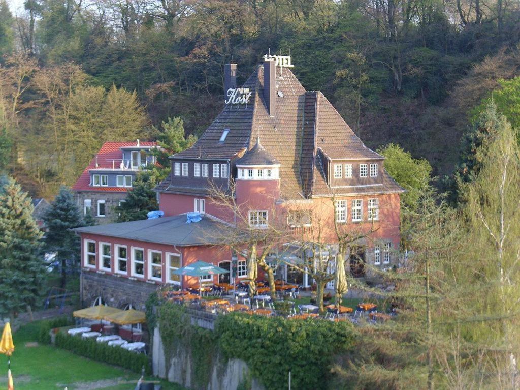 Gasthaus Und Hotel An Der Kost Hattingen Exterior photo